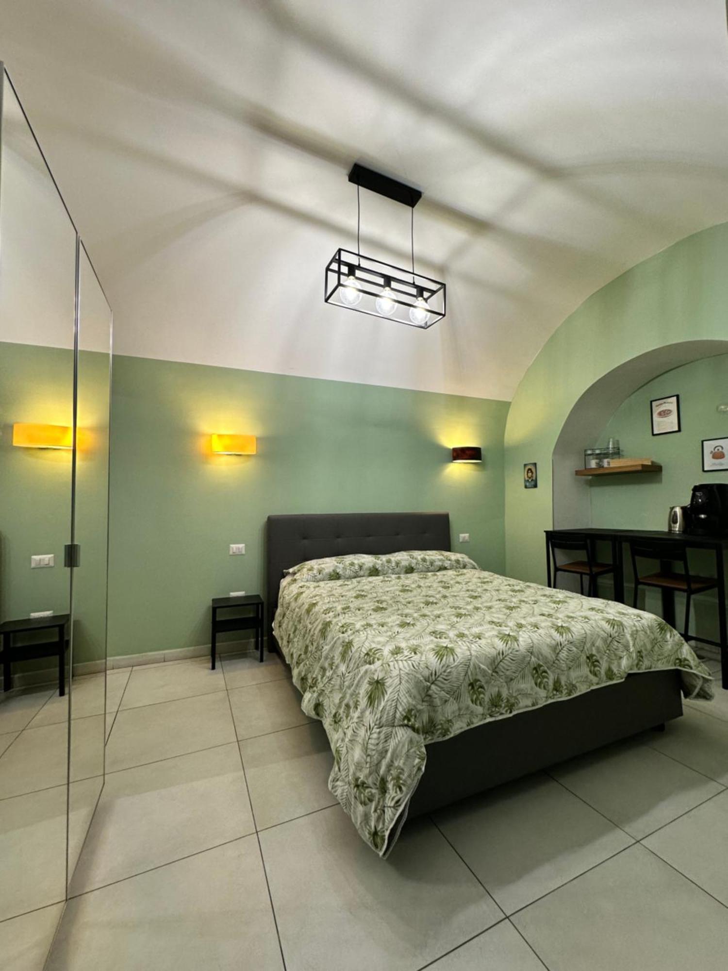 Casa Carmeli Bed and Breakfast Napels Buitenkant foto